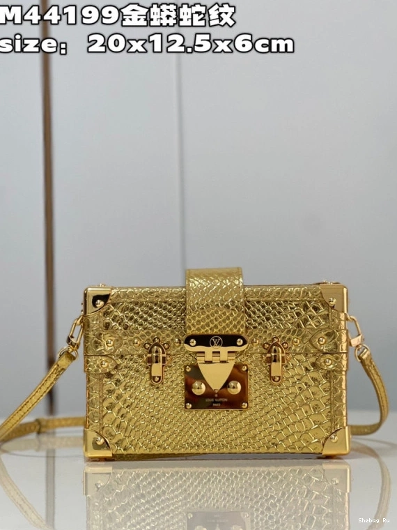 LOUIS PETITE VUITTON MALLE 0810